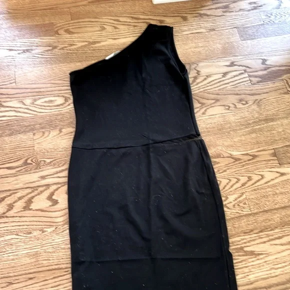 Marcella Martina one shoulder black dress. - Picture 8 of 10